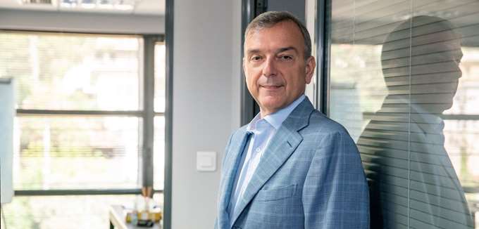 Ideal Holdings: &quot;Ψήνει&quot; νέα εξαγορά για εφέτος – Το νέο εργοστάσιο της Μπάρμπα Στάθης και τα μίνι attica