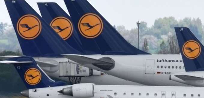 Η Lufthansa ποντάρει στην Τεχνητή Νοημοσύνη για να κόψει 4.000 θέσεις εργασίας
