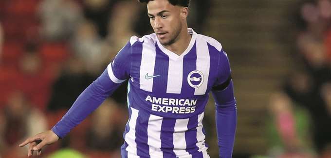 Μπάµπης Κωστούλας: Από την Αγία Άννα Βόλου στην Premier League