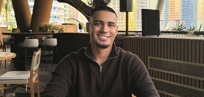 Γιάννης Λουλούδης: Ξεκινώντας στο online sneaker reselling με €800 και ένα laptop