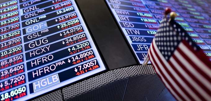 Οι δισεκατομμυριούχοι πρόβλεψαν την απόδοση της Wall Street για το 2025 - και οι περισσότεροι έπεσαν έξω