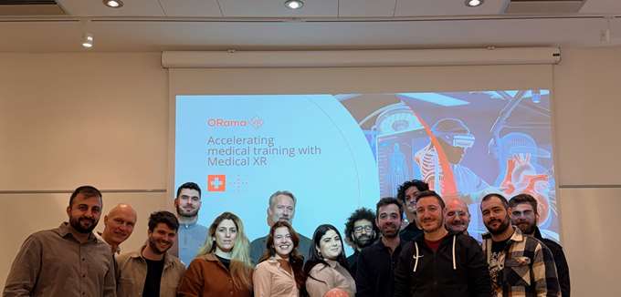 ORamaVR: Με επένδυση 4,5 εκατ. δολ. εκπαιδεύει γιατρούς και ετοιμάζει παρουσία στις ΗΠΑ