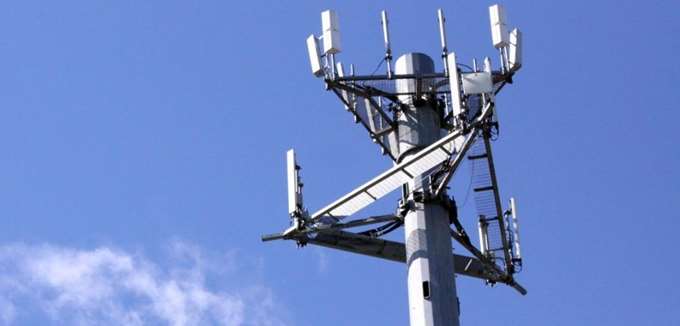 Από το ακουστικό στο smartphone: Πώς η κινητή τηλεφωνία κυριάρχησε σε όγκο κλήσεων και έσοδα έναντι της σταθερής