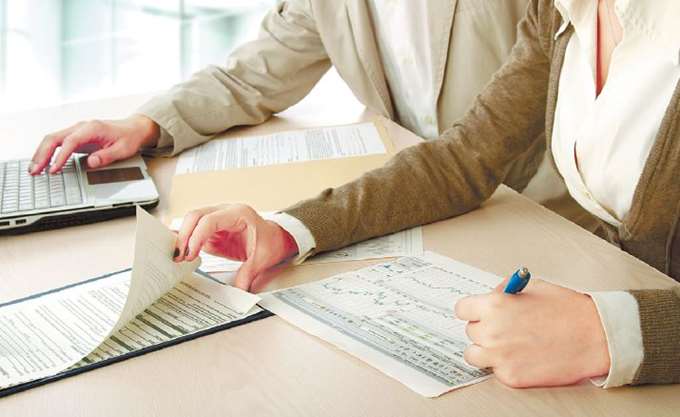 Για μείωση "κόκκινων" δανείων άνω των 13 δισ. ευρώ οδεύουν φέτος οι τράπεζες