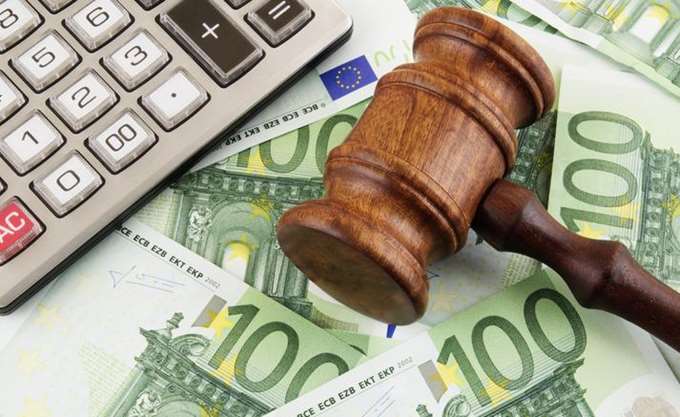 Τα σχέδια της κυβέρνησης για νόμο Κατσέλη και κόκκινα δάνεια