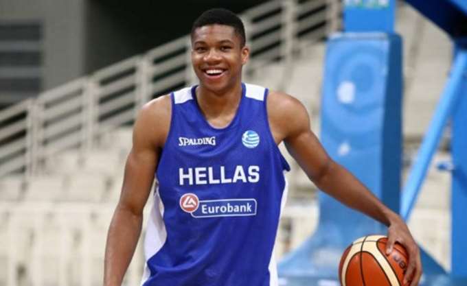 Îι Ïιο ακÏιβοÏληÏÏμÎνοι αθληÏÎÏ ÏοÏ
κÏÏμοÏ
για Ïο 2019 - Î ÏÏÏÎ¿Ï Î¿ ÎÎÏι, ÏÏην 26η θÎÏη ο ÎνÏεÏοκοÏνμÏο