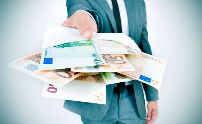 Απειλή δημοσιονομικής βόμβας έως και 29 δισ. ευρώ