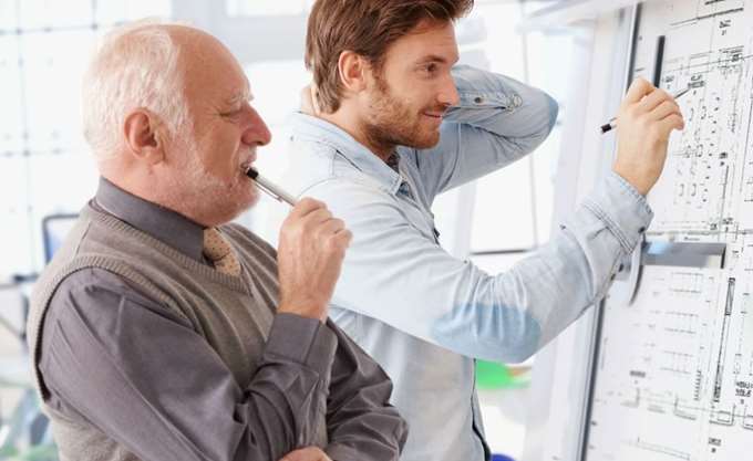 Î— Î±Ï€Î¿Î´ÎµÎ´ÎµÎ¹Î³Î¼Î­Î½Î· Î±Î¾Î¯Î± Ï„Ï‰Î½ ÎµÏÎ³Î±Î¶Î¿Î¼Î­Î½Ï‰Î½ Î¬Î½Ï‰ Ï„Ï‰Î½ 50 ÎµÏ„ÏŽÎ½