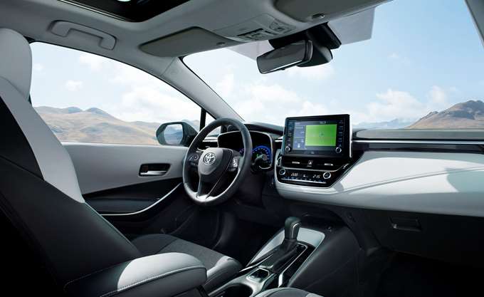 ÎÎ¯Î½Î±: ÎÎ½Î¬ÎºÎ»Î·ÏÎ· 4.682 Î¿ÏÎ·Î¼Î¬ÏÏÎ½ Toyota Lexus Sedan