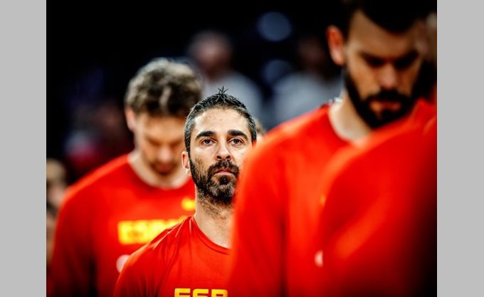 Ναβάρο: &quot;Κρατάω τις καλές στιγμές, αλλά πάνω απ’ όλα τις φιλίες εντός κι εκτός παρκέ&quot;