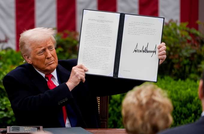 Τραμπ_δασμοί