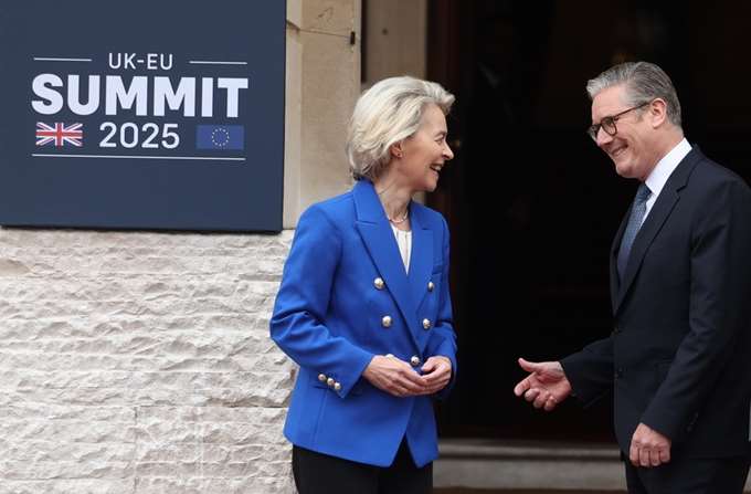 Φον ντερ Λάιεν Στάρμερ (Λονδίνο Μάιος 2025)