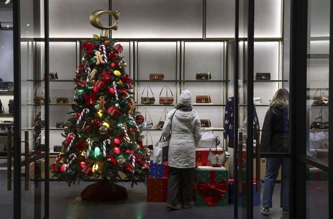 ΗΠΑ Νέα Υόρκη Δεκ 2025 καταστήματα