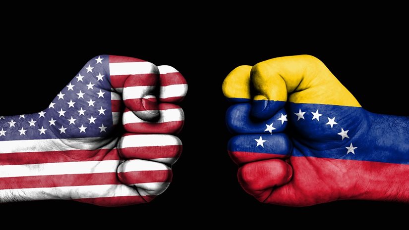 Βενεζουέλα: Η απόφαση Τραμπ για το Cártel de los Soles "γελοίο ψέμα" για να δικαιολογηθεί "παράνομη" στρατιωτική επέμβαση