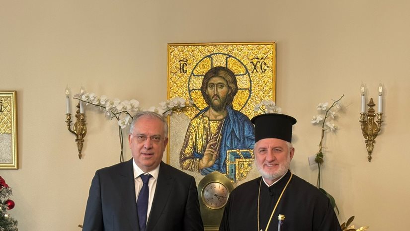 Συνάντηση του Τ. Θεοδωρικάκου με τον Αρχιεπίσκοπο Αμερικής Ελπιδοφόρο