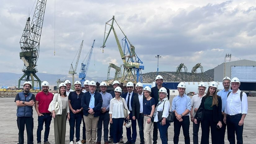 Ελληνογερμανικό Επιμελητήριο: Στα Ναυπηγεία Σκαραμαγκά και τον Οργανισμό Λιμένος Ελευσίνας 11 γερμανικές ναυτιλιακές