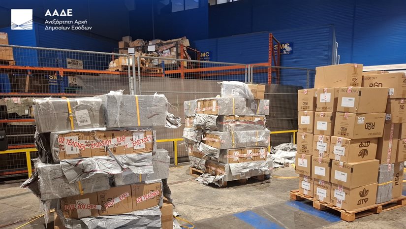 ΑΑΔΕ: Κατάσχεση 1,7 εκατομμυρίων τσιγάρων στο αεροδρόμιο "Ελ. Βενιζέλος"