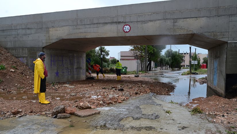 Live: Πού θα χτυπήσει η κακοκαιρία Byron τις επόμενες ώρες - Η χειρότερη κακοκαιρία στην Αττική για το 2025