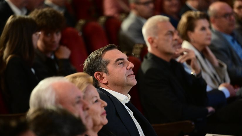 Έρευνα Ινστιτούτου Αλέξη Τσίπρα: "Καταρρίπτεται το κυβερνητικό success story για την ελληνική οικονομία"