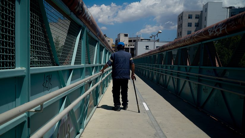 Με αυξανόμενο ρυθμό γερνάει ο πληθυσμός - Μέχρι το 2060 το 34% των πολιτών στην Ελλάδα θα είναι άνω των 65 ετών