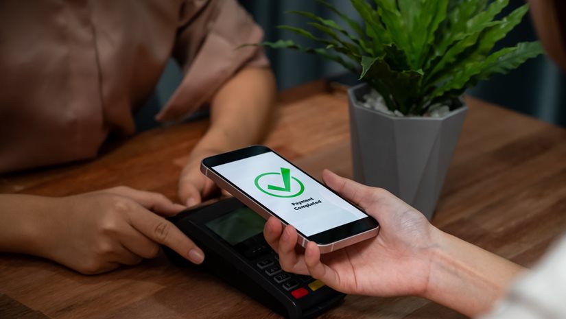 Πλήρης η επικράτηση του ψηφιακού χρήματος - Εννέα στις δέκα συναλλαγές ανέπαφες