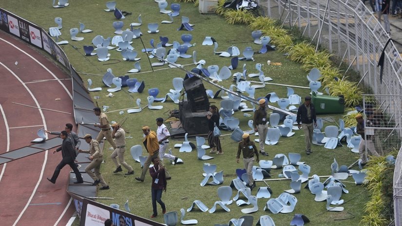 Ινδία: Σκηνές χάους από εξαγριωμένους οπαδούς που δεν κατάφεραν να δουν τον Μέσι από κοντά