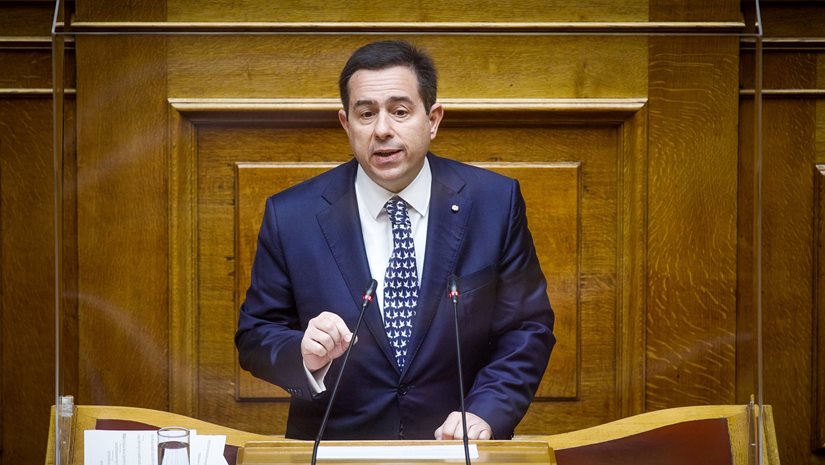 Ν. Μηταράκης για περιστατικό με τρένο στη Λάρισα: "Μην δημιουργούμε ανησυχία για κάτι που έγινε προγραμματισμένα"