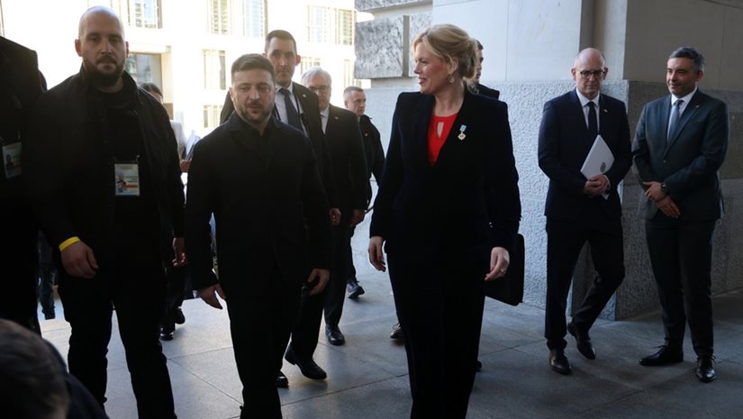 Βερολίνο: Σε "κρίσιμο σημείο" οι επαφές για την Ουκρανία