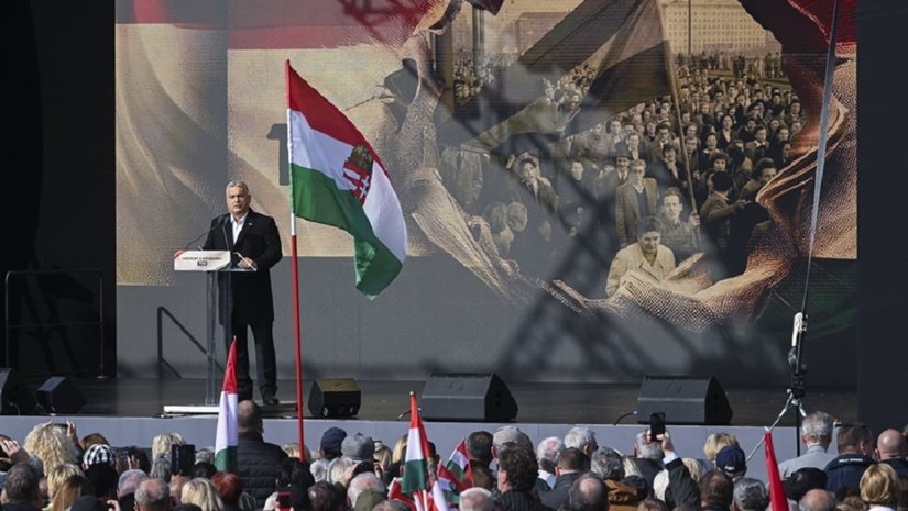 "Τινάζει τη μπάνκα στον αέρα" ο Ορμπάν υπό τον φόβο εκλογικής ήττας - Αυξάνει το έλλειμμα, φορολογεί τις τράπεζες