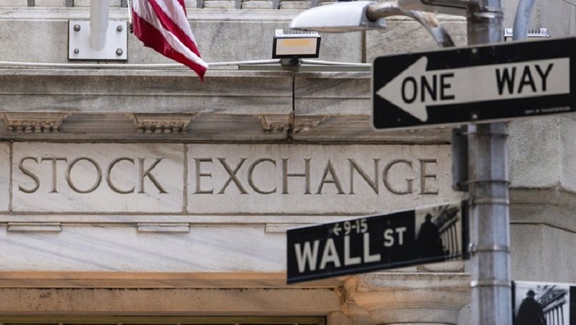 Wall: Δυνατό φίνις με ρεκόρ για Dow και S&P 500, στο "κόκκινο" ο Nasdaq