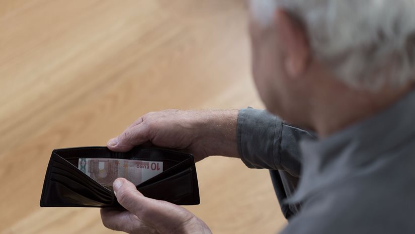 Με ποια κριτήρια θα πληρωθεί το επίδομα των 250 ευρώ - Πότε καταβάλλεται