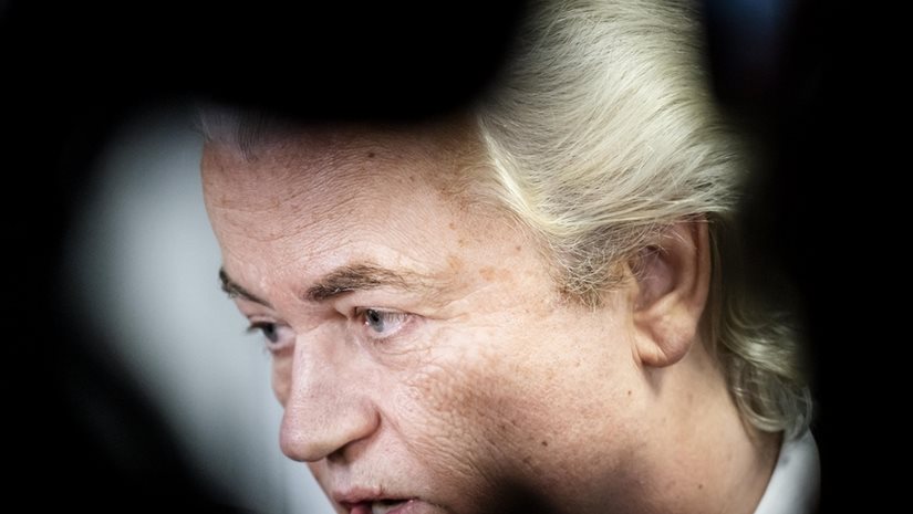 Ολλανδία: Ο Βίλντερς παραδέχθηκε την ήττα του στις εκλογές