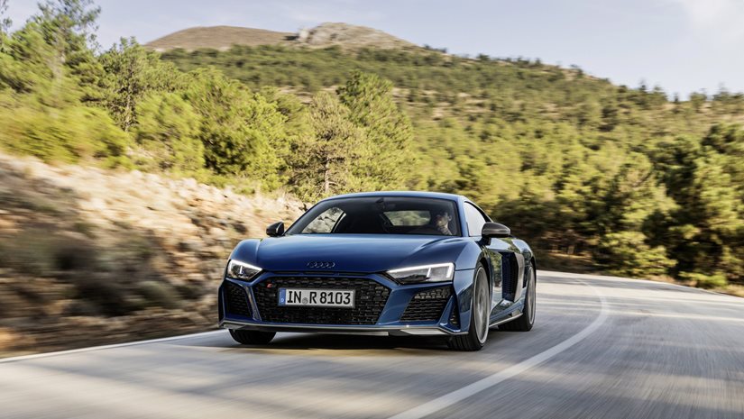 Η αξέχαστη διαφήμιση της Audi για το R8 με μοναδικό σενάριο τον ήχο του V10 (video)
