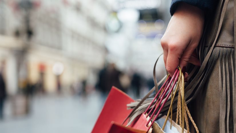 Ευρωπαϊκή έρευνα για τους influencers στα τρόφιμα και στη γρήγορη μόδα - Άμεση ανάγκη προστασίας των καταναλωτών