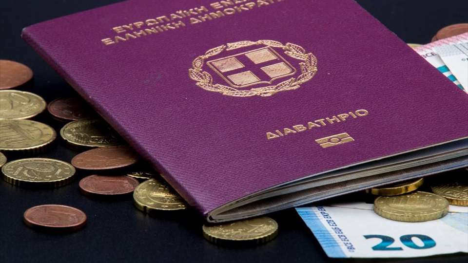 Χρυσή Βίζα: Πτωτική τροχιά των νέων αιτήσεων τους τελευταίους τέσσερις μήνες