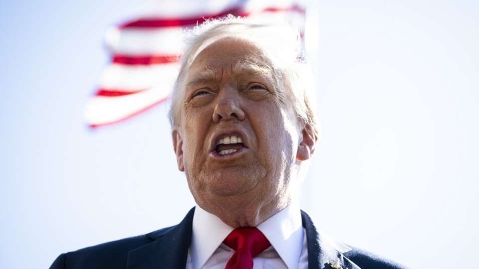 Οι "φίλοι" του Τραμπ που μπορούν να κερδίσουν δισεκατομμύρια από την επίθεση στη Βενεζουέλα