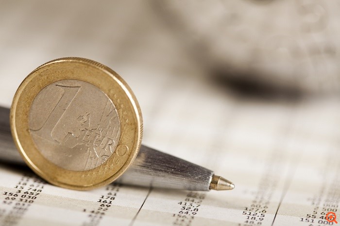 Οι προθεσμιακές γίνονται... ταμιευτήρια