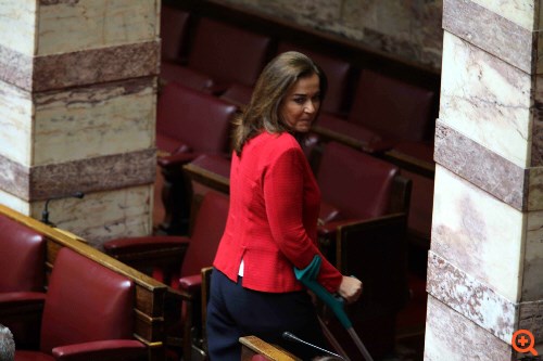 "Ναι" στο ν/σ για τα νέα μέτρα, με 3+1 διαγραφές